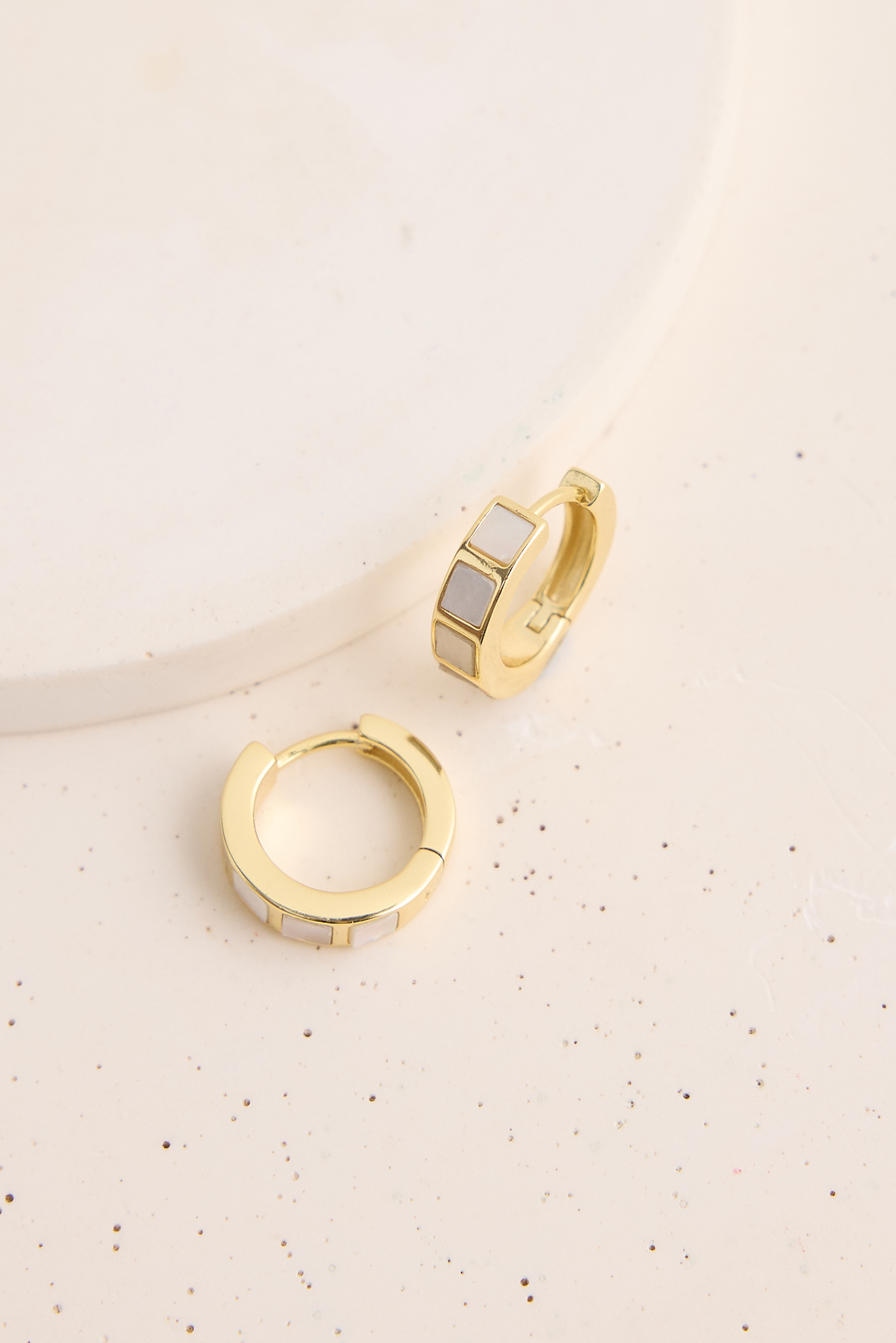 Alma Hoop Earrings Gold