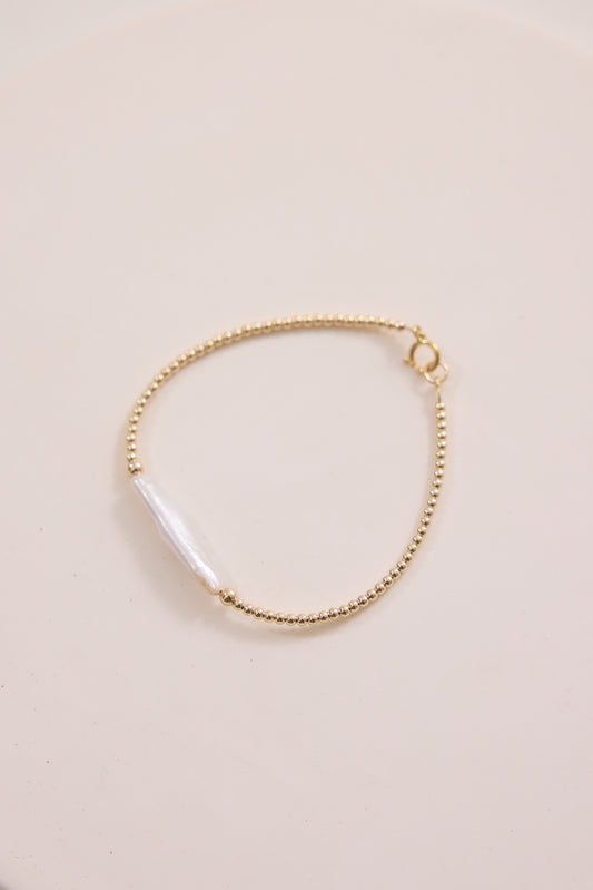 Aria Pearl Shell Bracelet - Gold