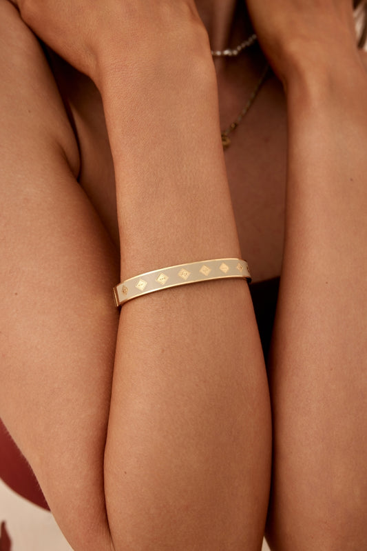 Adele Bangle - Taupe