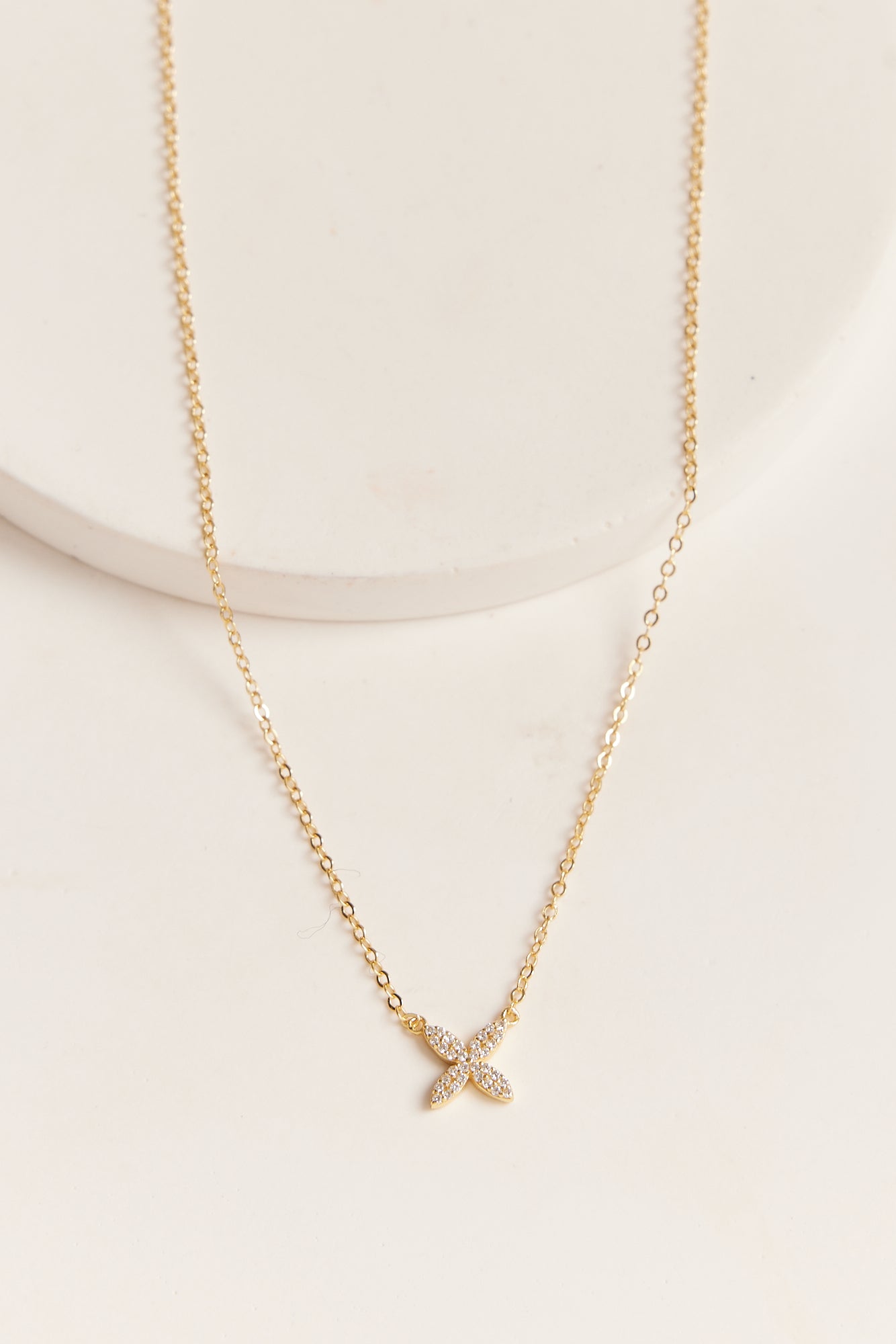 Nora Necklace Gold