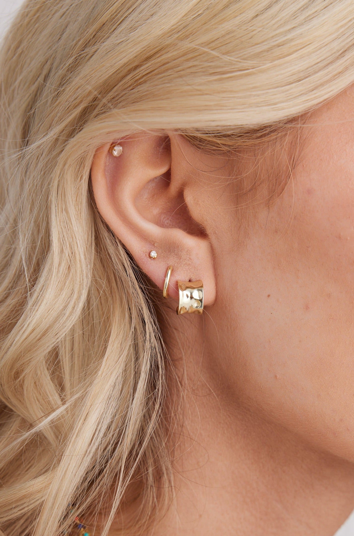 Meg Earrings Gold